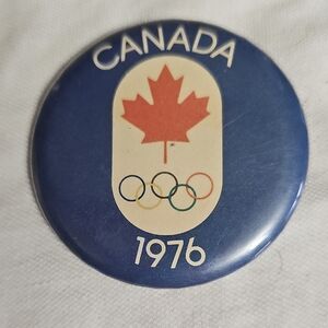 Vintage Canada Maple Leaf Montreal 1976 Olympic Pin Blue and Red Pinback Button